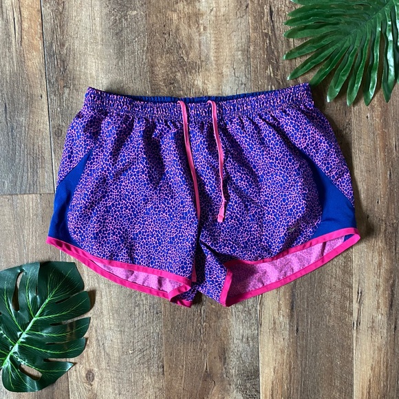 NIKE Dri-Fit Running Athletic Shorts🤍 - Picture 1 of 3